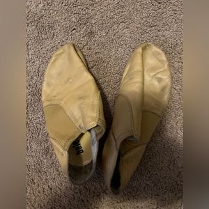 Balera tan jazz girl shoes size 6